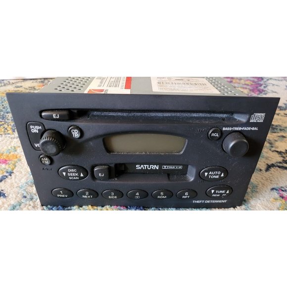 SATURN Genuine 2000-05 L VUE ION OEM AM FM CD Cassette Radio model No 22684453 - Picture 2 of 7